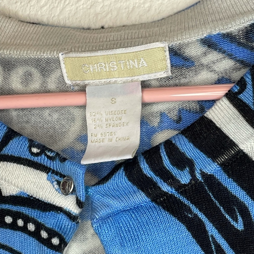 Cardigan - Picture 2 of 4